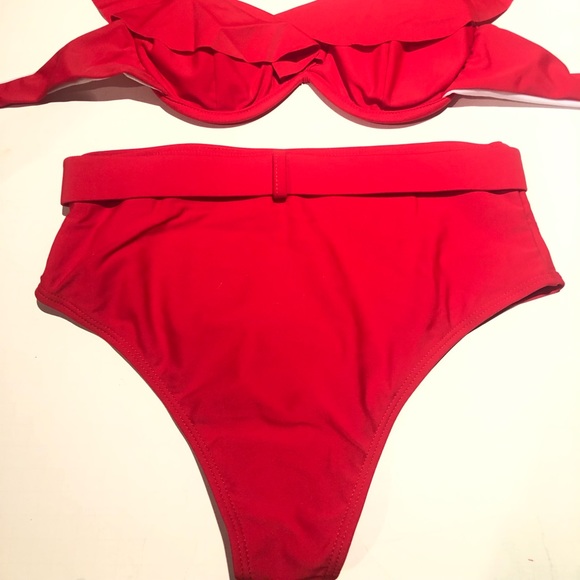 Swimwear - Picture 4 of 4